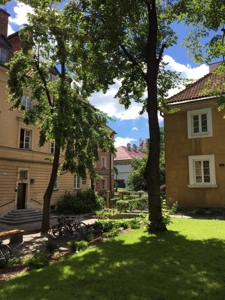 Апартаменты Apartament Przy Starym Miescie Варшава Экстерьер фото