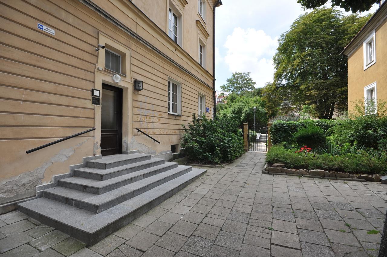 Апартаменты Apartament Przy Starym Miescie Варшава Экстерьер фото