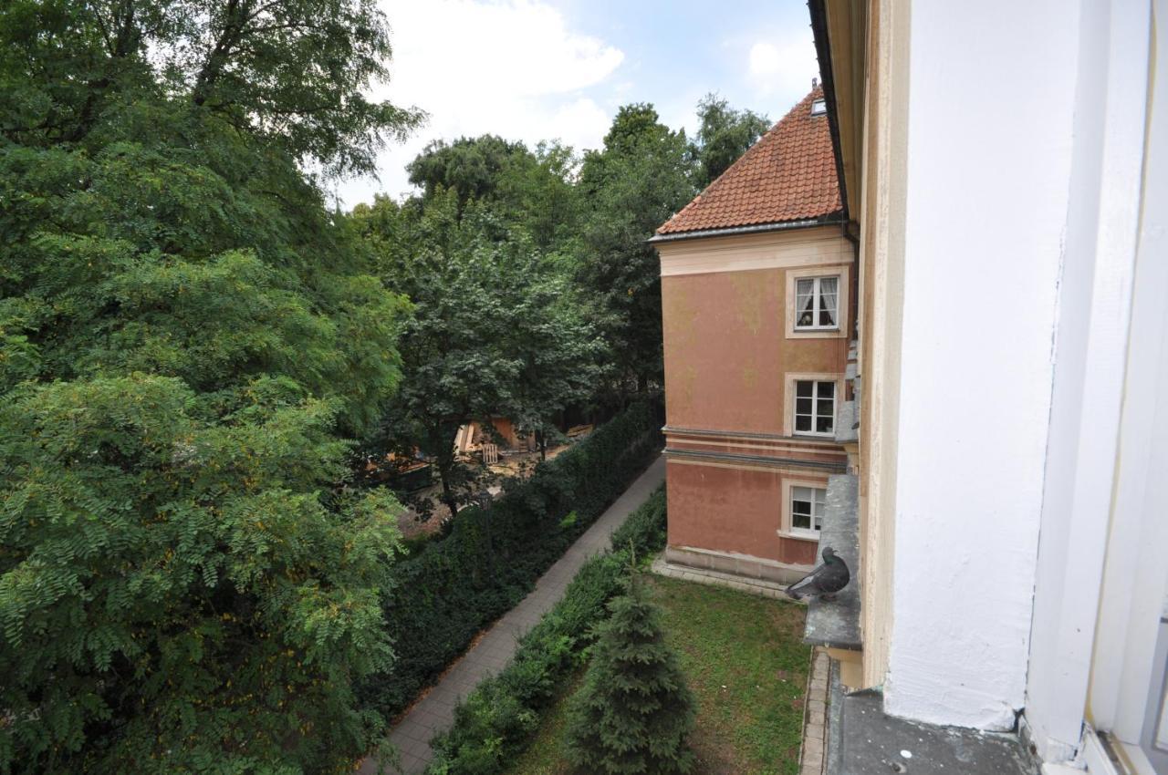 Апартаменты Apartament Przy Starym Miescie Варшава Экстерьер фото